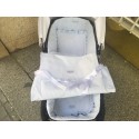 Colcha tapa cubrepies de capazo reversible con relleno extraible y babitas incluida